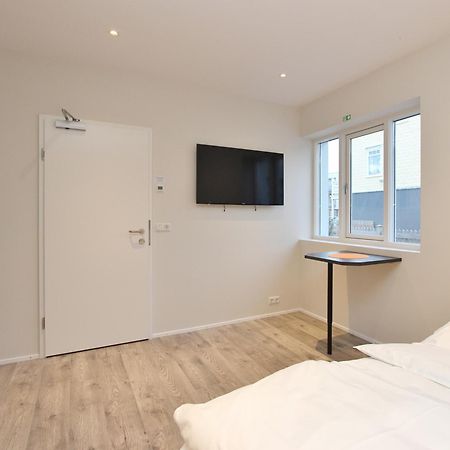 Lava Apartments & Rooms Akureyri Bagian luar foto