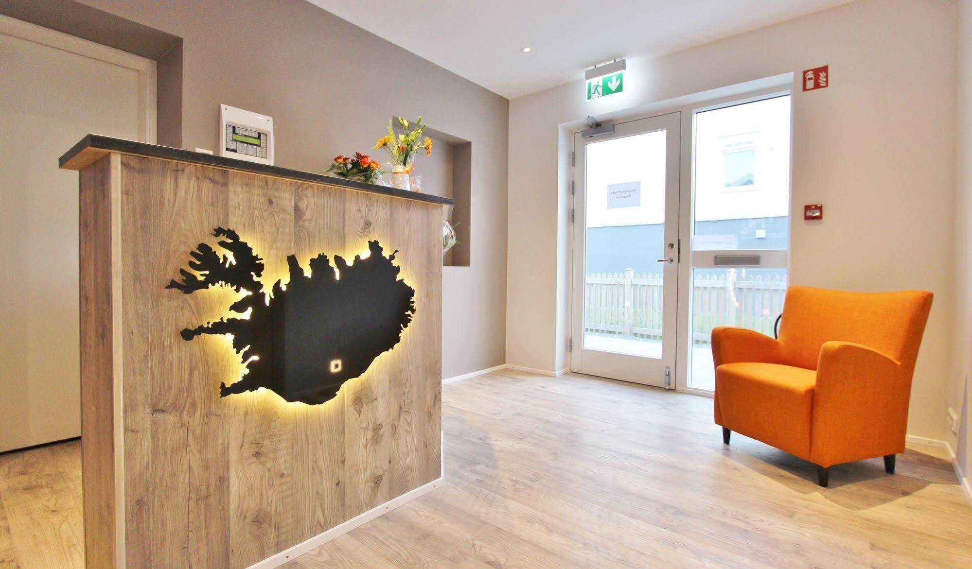 Lava Apartments & Rooms Akureyri Bagian luar foto