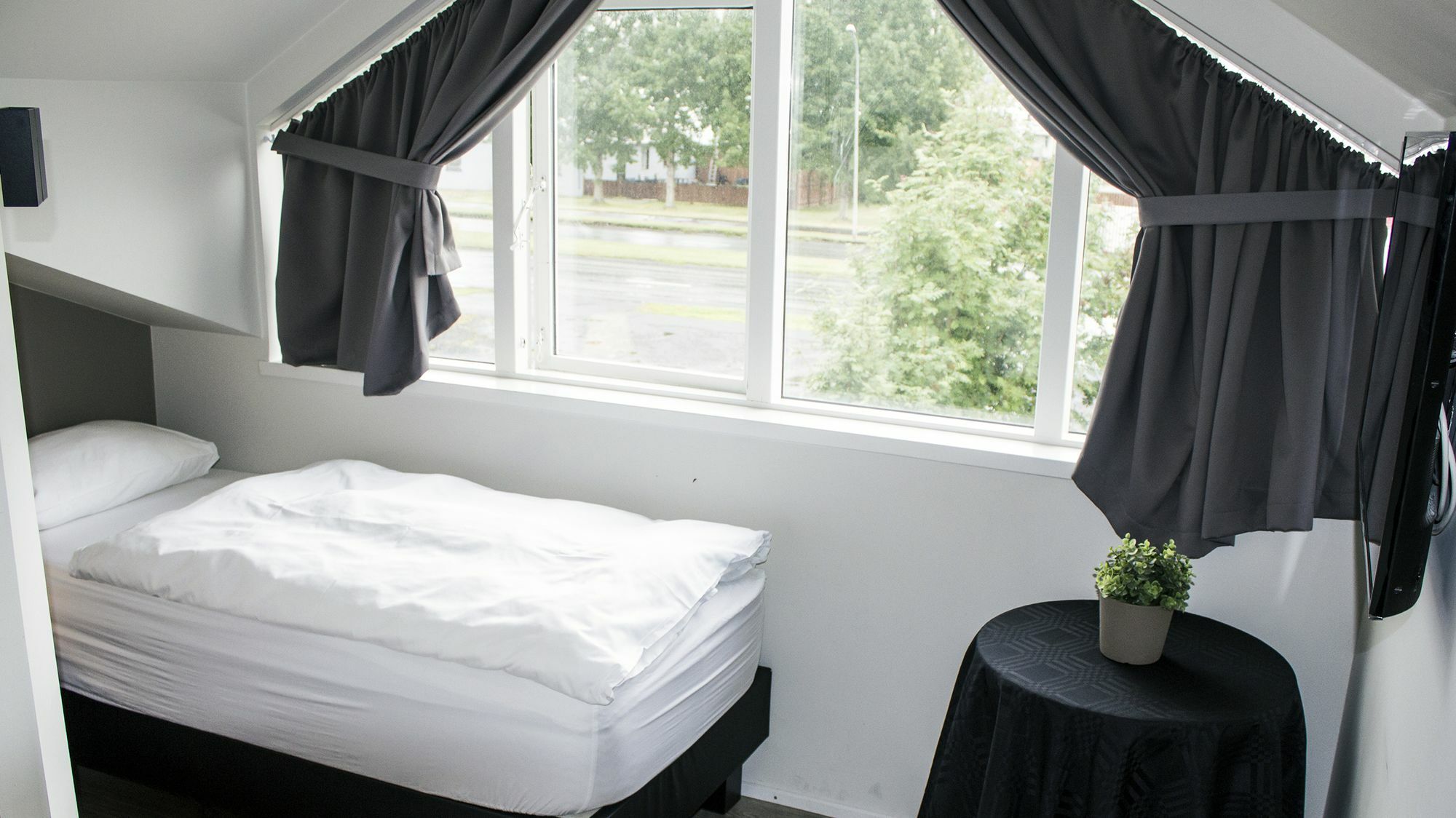 Lava Apartments & Rooms Akureyri Bagian luar foto
