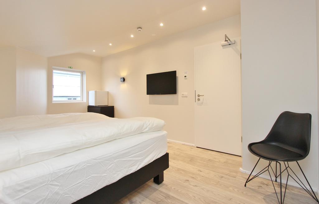 Lava Apartments & Rooms Akureyri Bagian luar foto